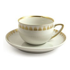 Teetasse mit Untertasse - Henry van de Velde Museumsreplik mit goldenem Ornament