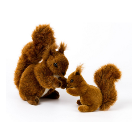 rotbraunes Eichhörnchen aus Plüsch 