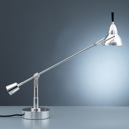 SChreibtischleuchte mit Gelenkarm