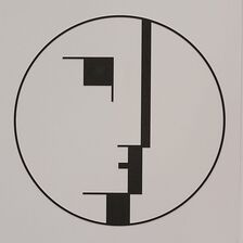 Reliefkarte Bauhaus-Signet nach Oskar Schlemmer