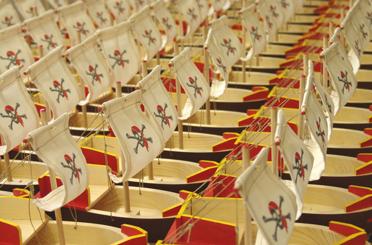 Schiff Ahoi! Mit den Piratenschiffen wird jede Badewanne zu einer tobenden See.