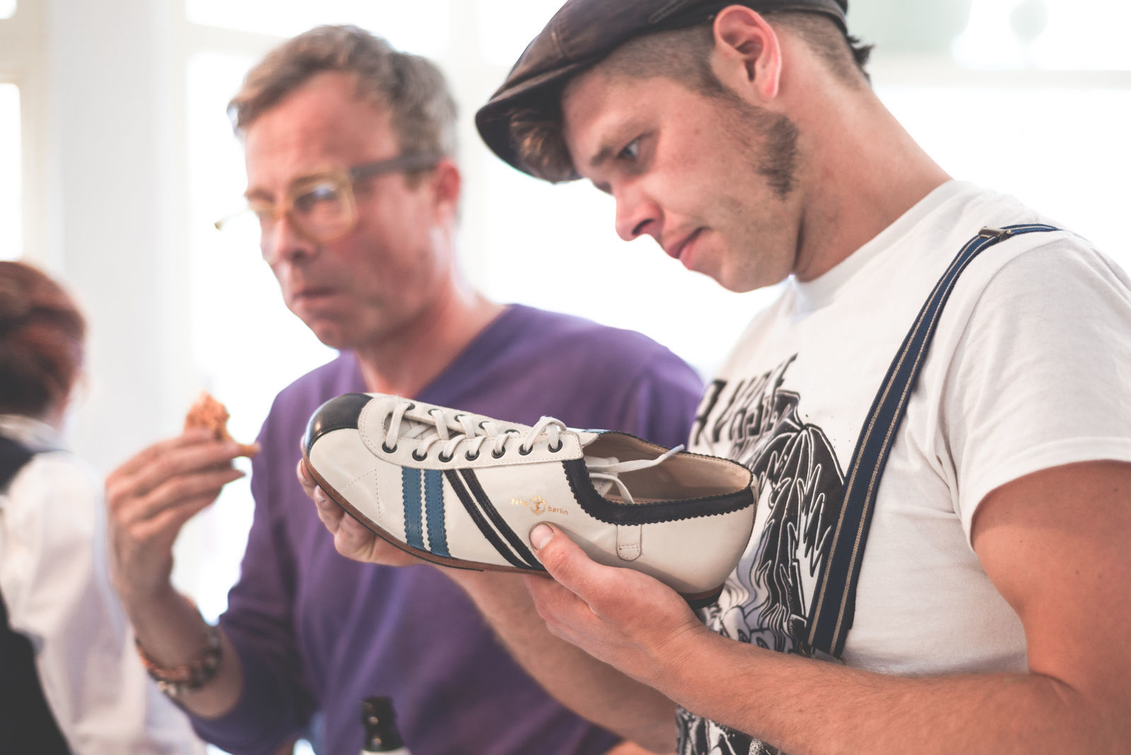 Detailinspektion an den zeha-Schuhen bei Formost