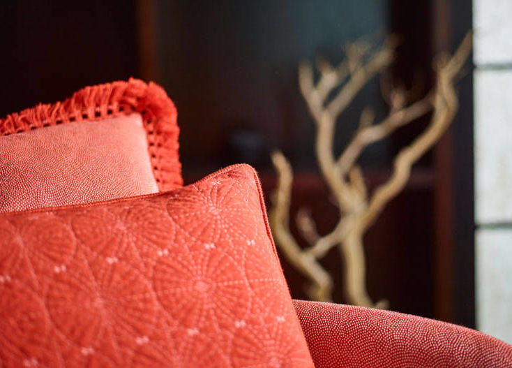 Kissen der Wiener Werkstätte oder Jugendstil-Fliesen