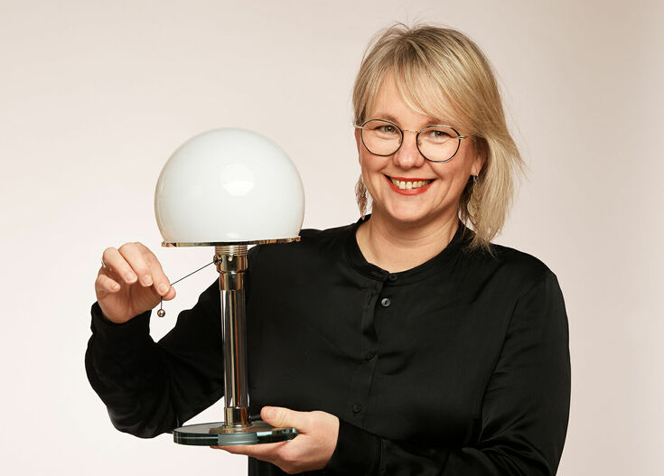  KATRIN Die hauptberufliche  Kriminalistin geht samstags in unserem Schweriner Laden leidenschaftlich auf Designsuche. 
