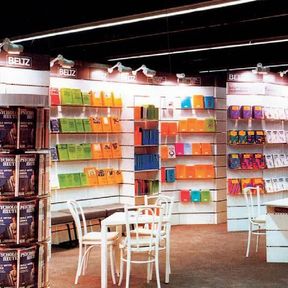 Messestand des Verlags
