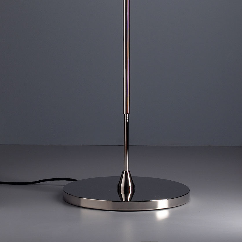 Bauhaus Stehleuchte – DSL 23 von Richard Döcker. Tecnolumen