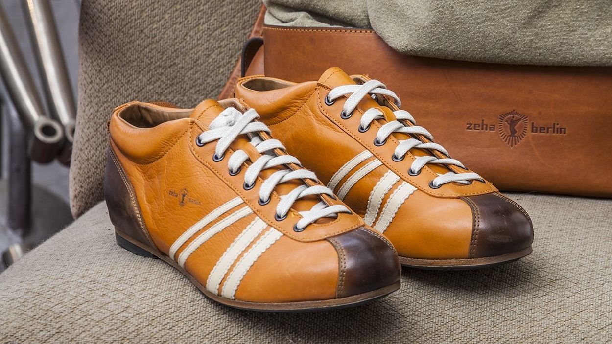 Der Lederschuh Liga von der Kultmarke Zeha Berlin.