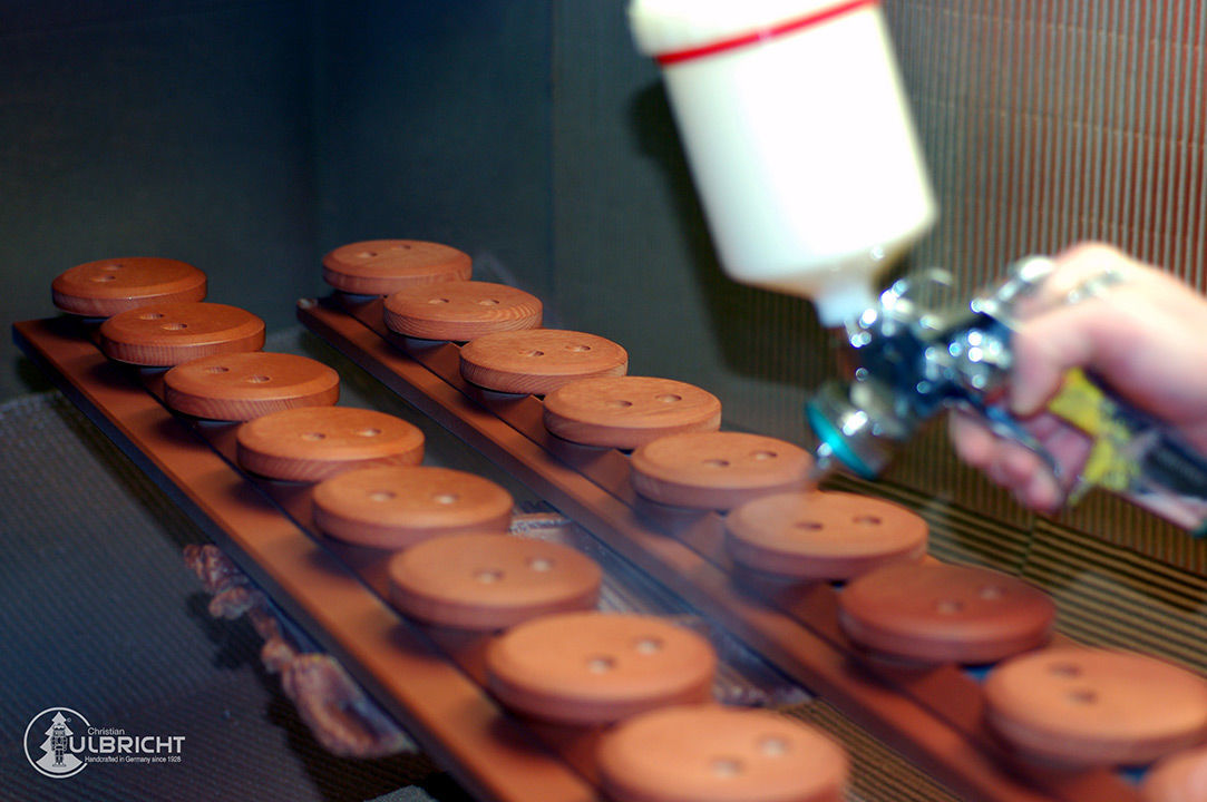 Die Ständer werden vorbehandelt.