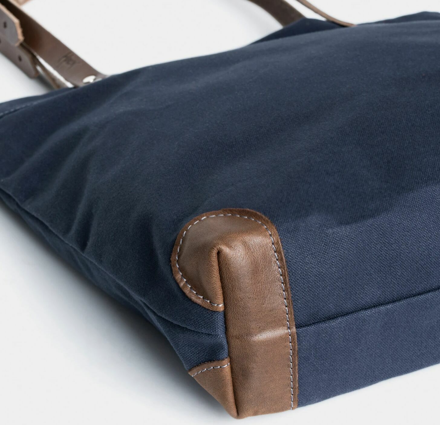 Lederecken und ein verstärkter Boden sorgen für Stabilität