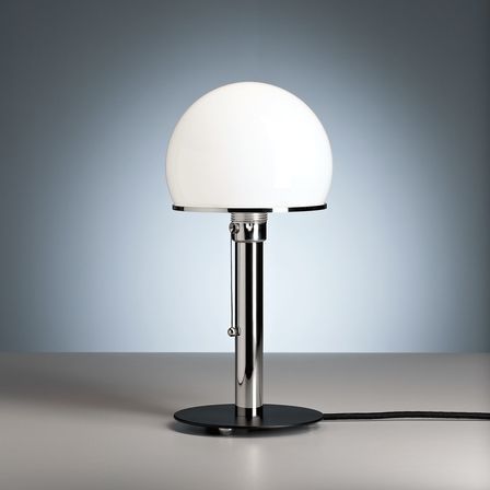 Wagenfeld Tischleuchte von Tecnolumen mit schwarzlackiertem Fuß