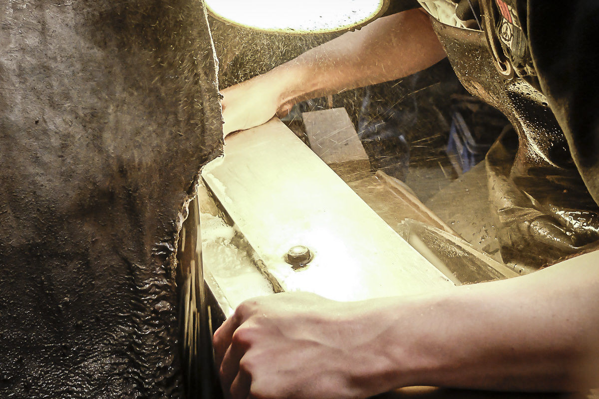 Arbeitsschritte beim Kesselschen Walkschliff