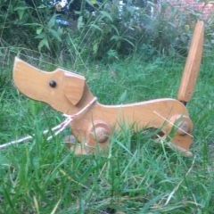 Wackeldackel im Garten