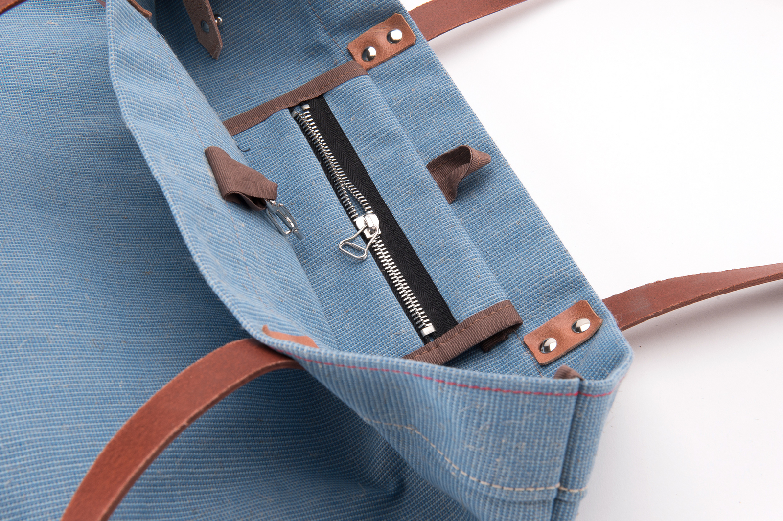 Einkaufstasche XL in blau, Detail Lederriemen