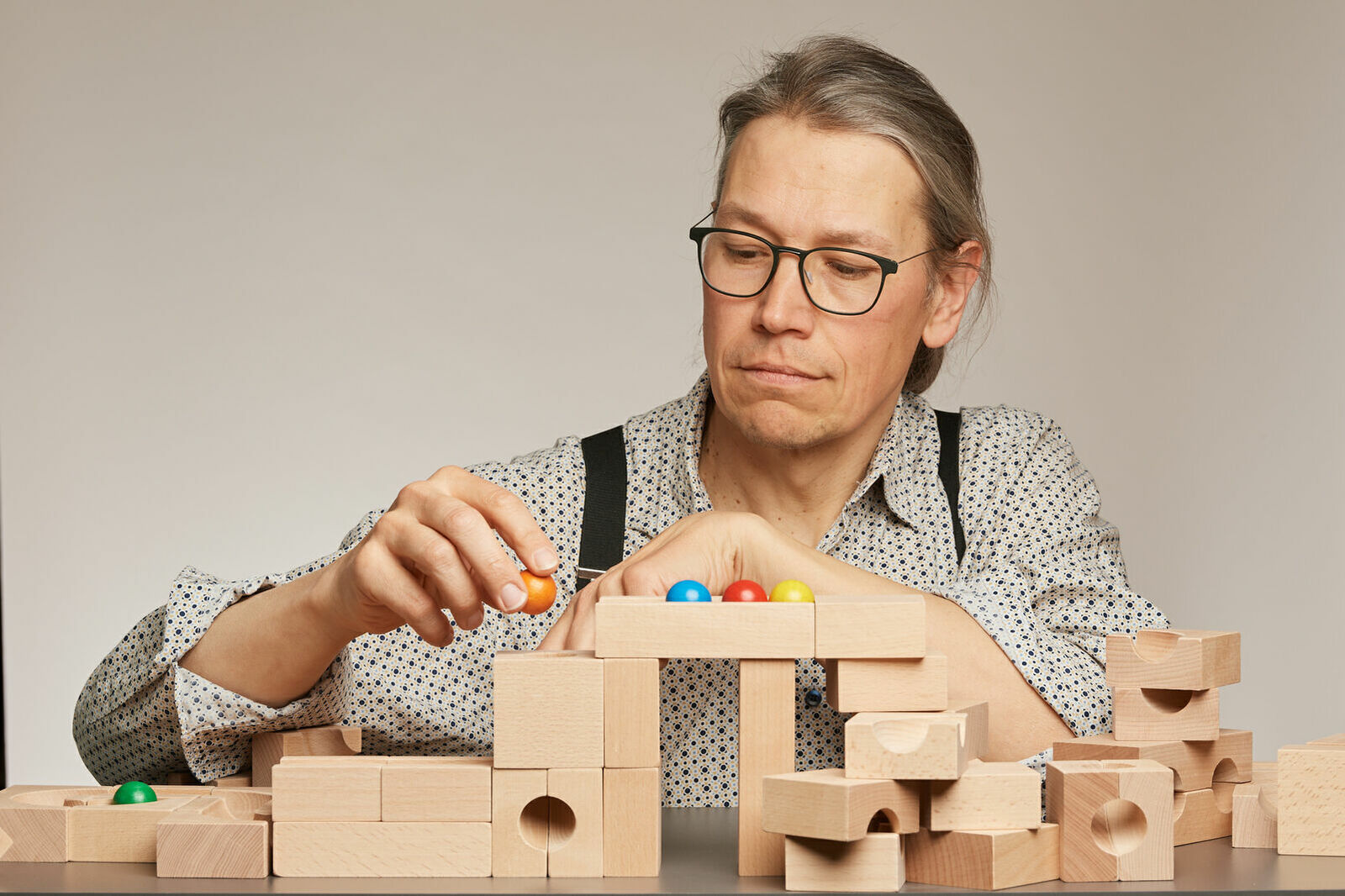 Bestens durchdacht und gefertigt von "Kugelbahnpapst" Gerd Kaden ...