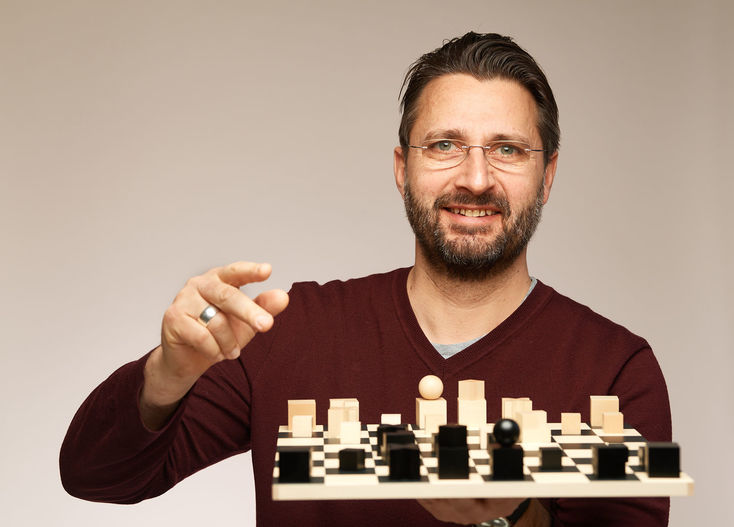  CHRISTIAN Geschäftsführer, Chefstratege, Kenner guter Ware. 